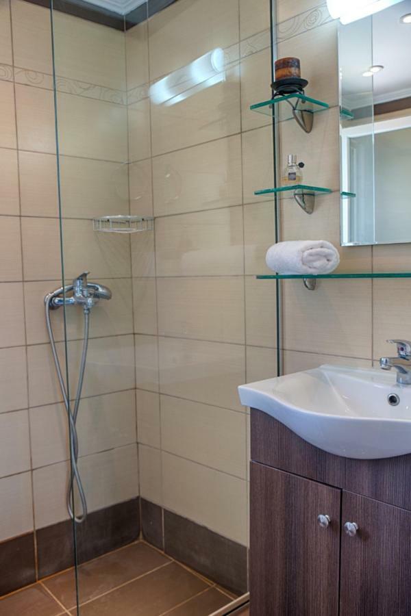 Modern Eco Friendly Villa Close To Town Pelekas Exterior foto